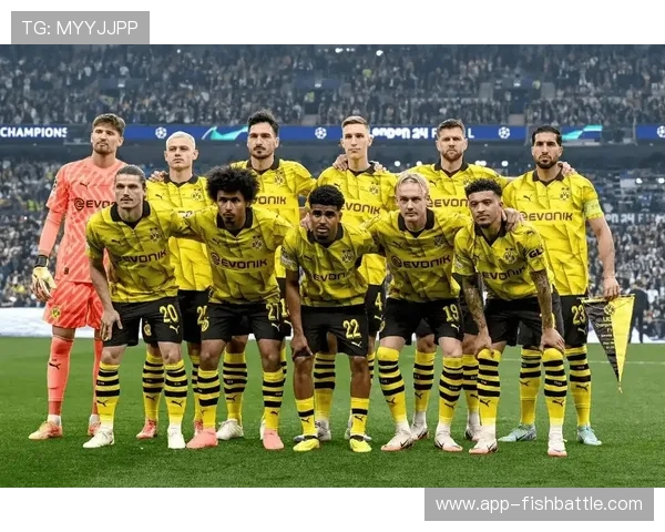 奥格斯堡雪战平局，马特尔头球破门难取胜